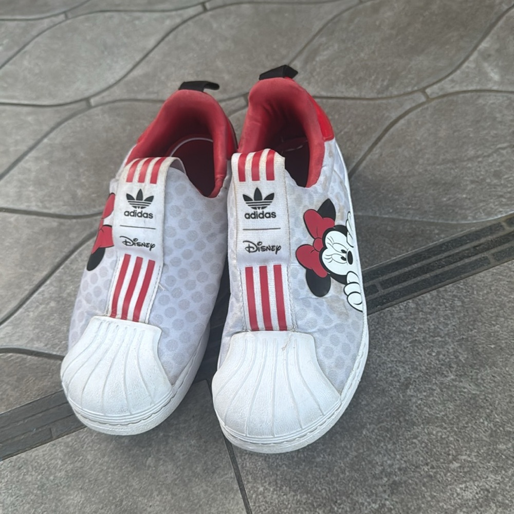 Girls Adidas Minnie Mouse shoes - Picture 4 of 5